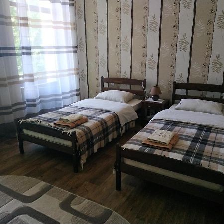 Apartment In The Center Of Old Town Kamjanets-Podilskyj Exteriör bild